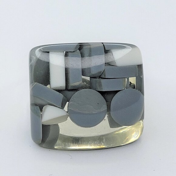 Chunky Square Resin Lucite Ring With Grey And White Pill Beads See Through Ring - Picture 2 of 11